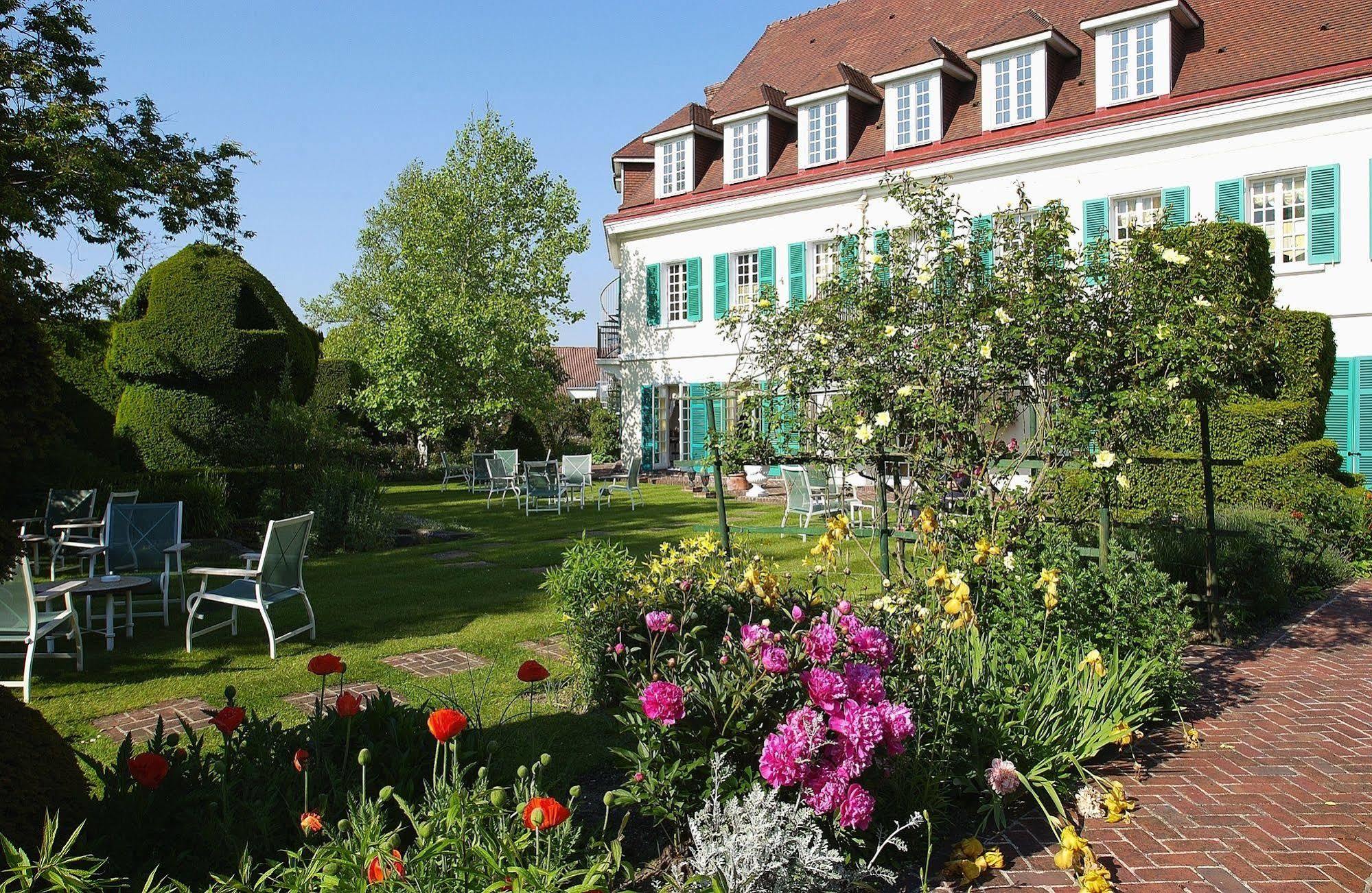 Chateau De Montreuil Montreuil  Esterno foto